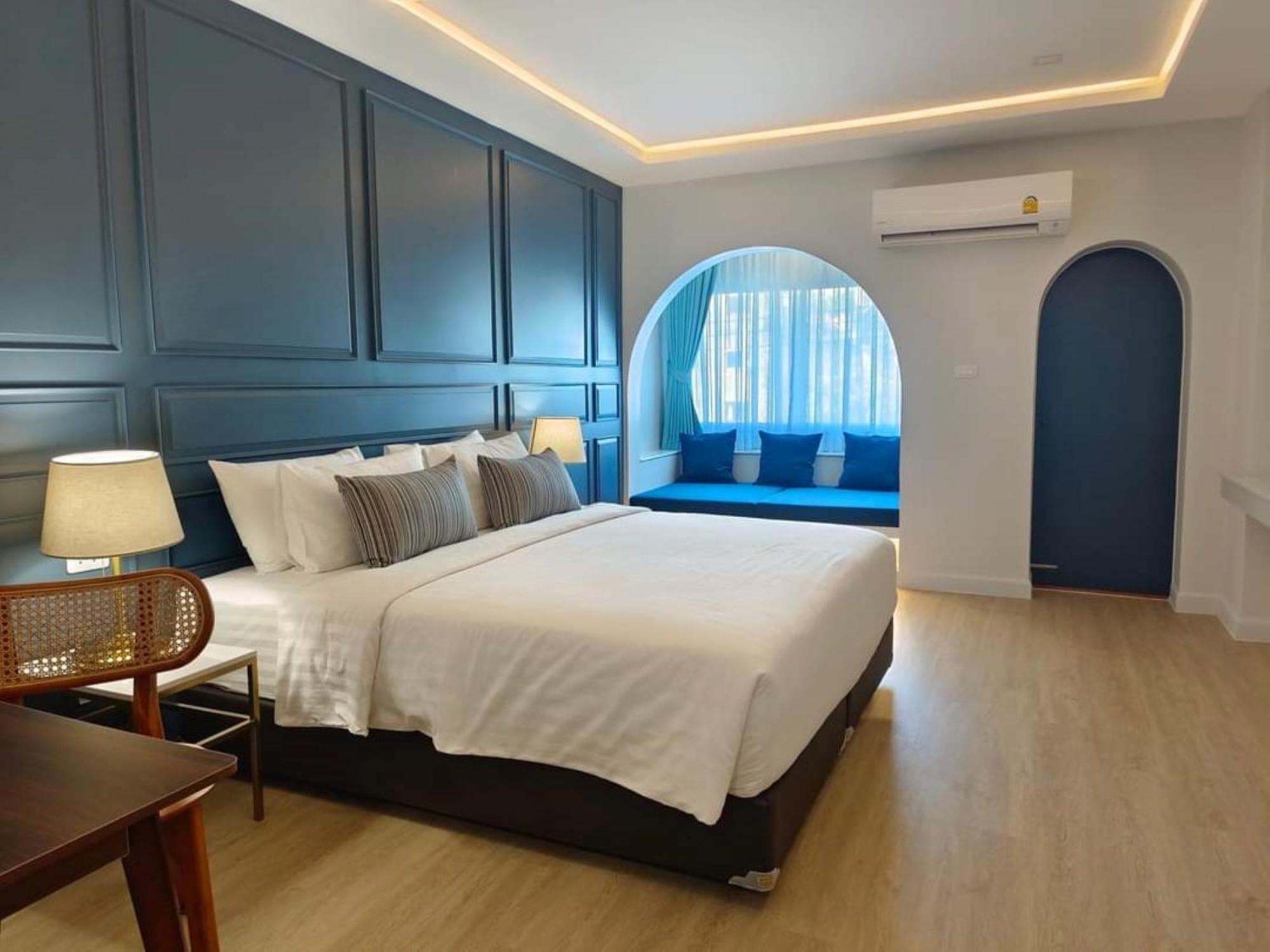 Regent Ramkhamhaeng 22 Hotel Банкок Екстериор снимка