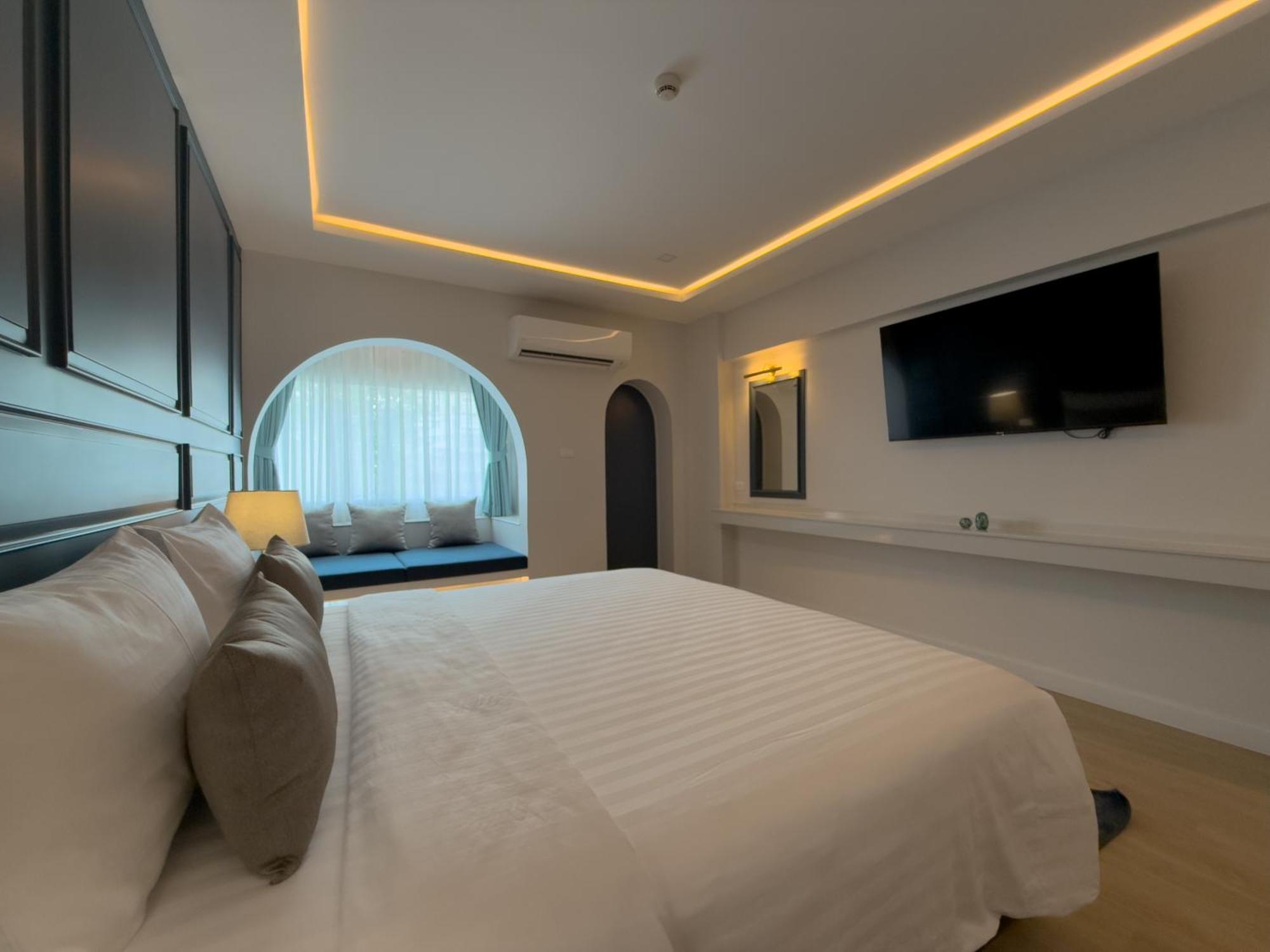 Regent Ramkhamhaeng 22 Hotel Банкок Екстериор снимка