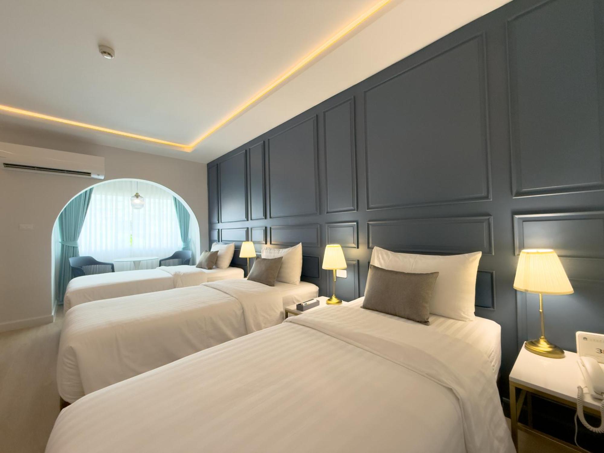 Regent Ramkhamhaeng 22 Hotel Банкок Екстериор снимка