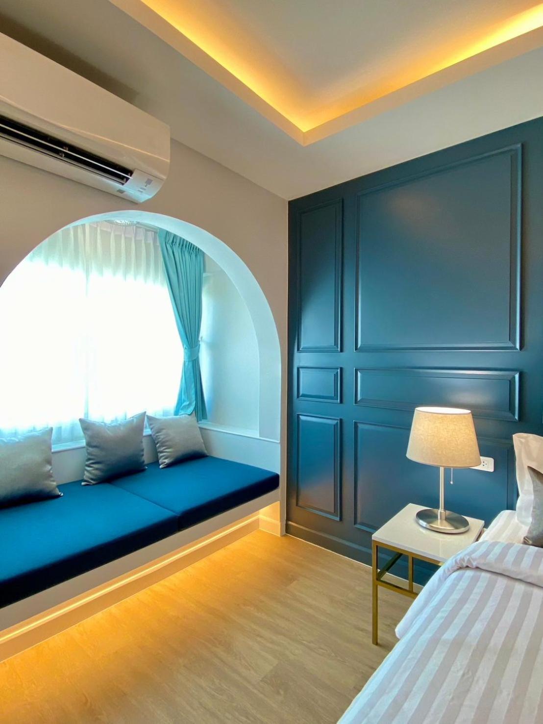 Regent Ramkhamhaeng 22 Hotel Банкок Екстериор снимка